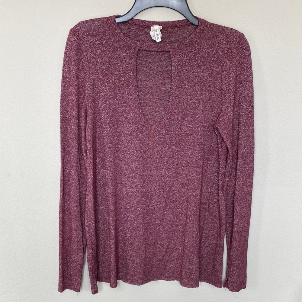 Women's Maroon Long Sleeve Keyhole Top